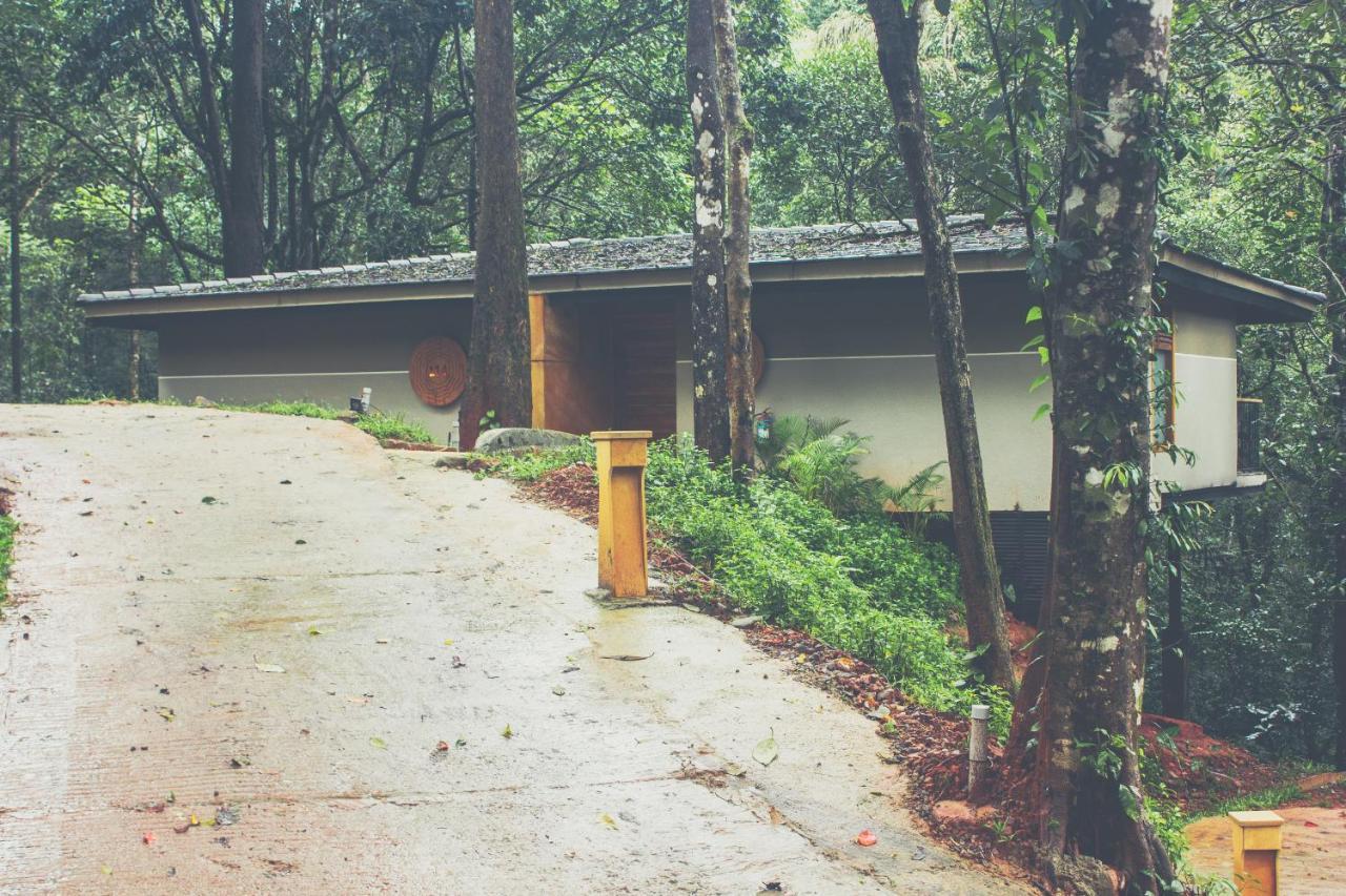 Ayatana Coorg Hotel Somvarpet Exterior photo