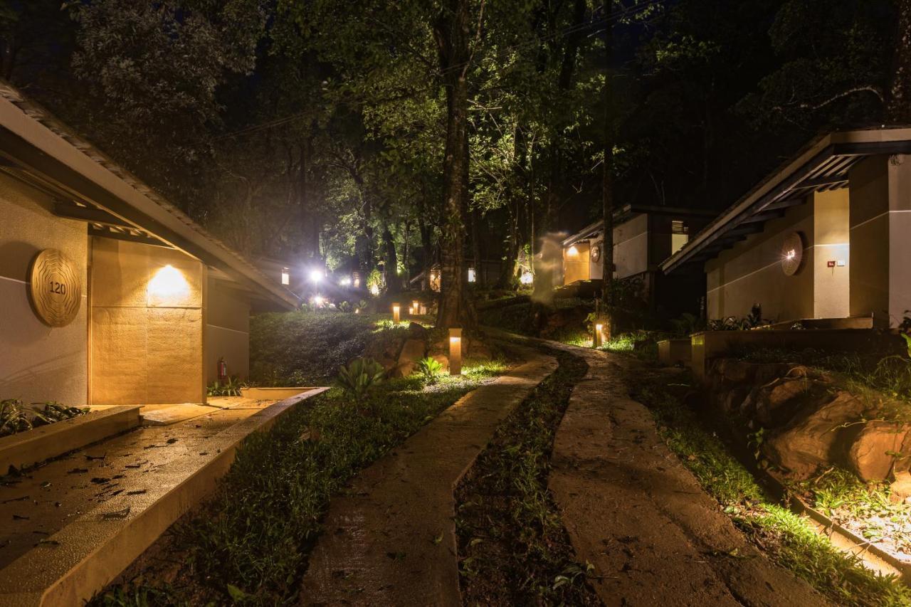 Ayatana Coorg Hotel Somvarpet Exterior photo
